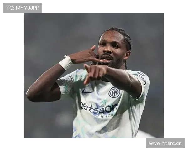 小图拉姆身体优势明显,本赛季对抗成功率持续提升 小图拉姆身体优势明显,本赛季对抗成功率持续提升