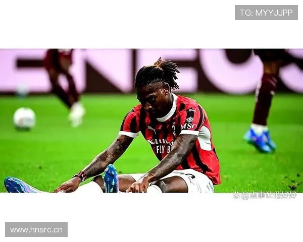 莱奥 vs 马丁内利：冲击型边锋的不同路径