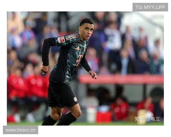 拜仁慕尼黑防守问题凸显，站位与回防失衡影响赛季走势